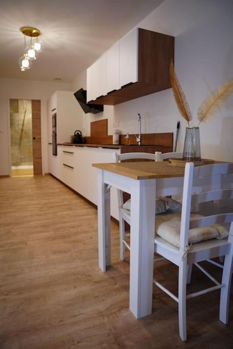Bel Appartement Centre-Ville Сент Етиен Екстериор снимка